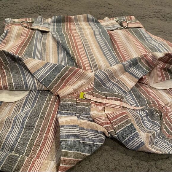 Ci Sono Striped Shorts - Picture 6 of 11